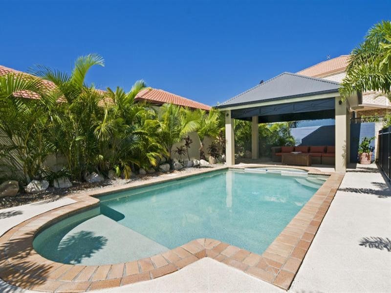 23 John Dalley Drive, Helensvale QLD 4212