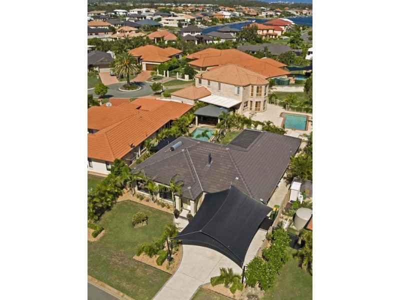 23 John Dalley Drive, Helensvale QLD 4212