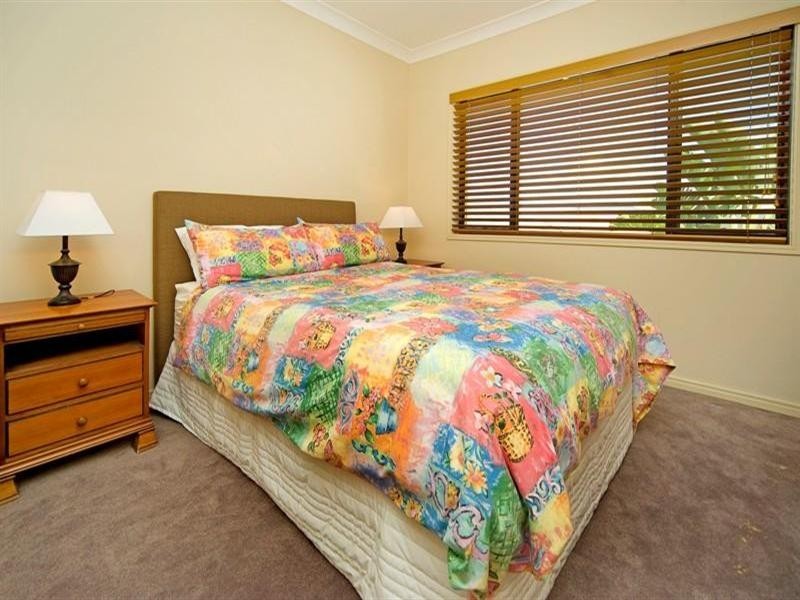 2138 Beaufort Way, Hope Island QLD 4212