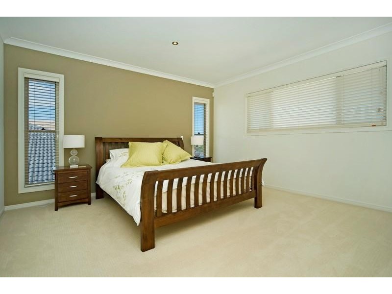 2559 Cressbrook Drive, Hope Island QLD 4212