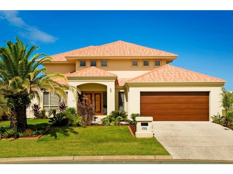 2559 Cressbrook Drive, Hope Island QLD 4212