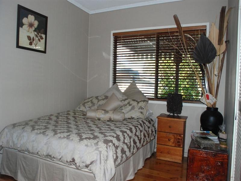 94 Sheehan Avenue, Hope Island QLD 4212