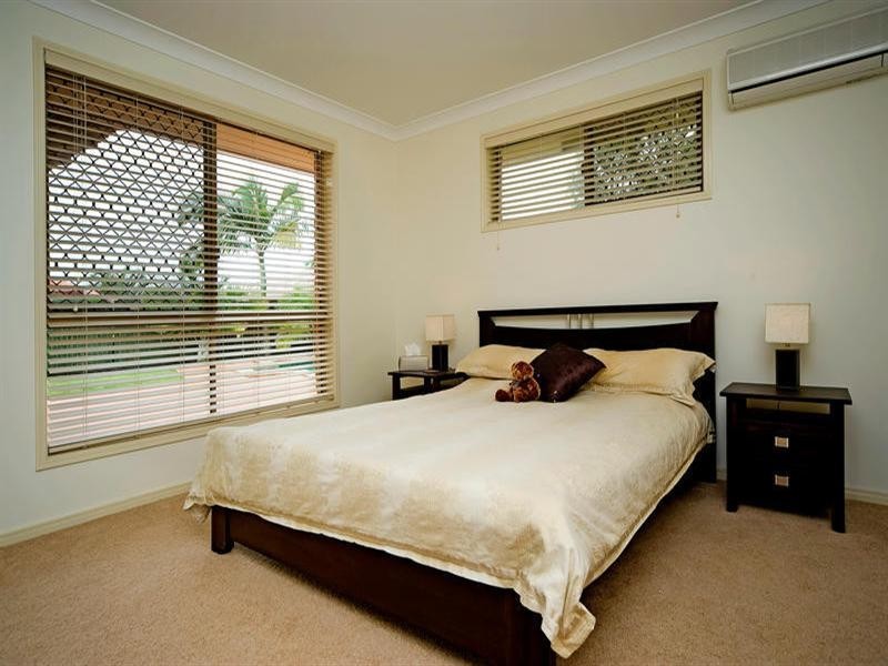 3 Rosswood Court, Helensvale QLD 4212