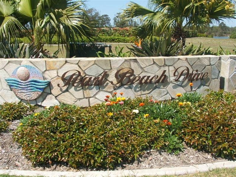 23 Pearl Beach Drive, Hope Island QLD 4212