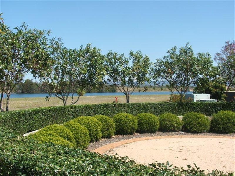 23 Pearl Beach Drive, Hope Island QLD 4212