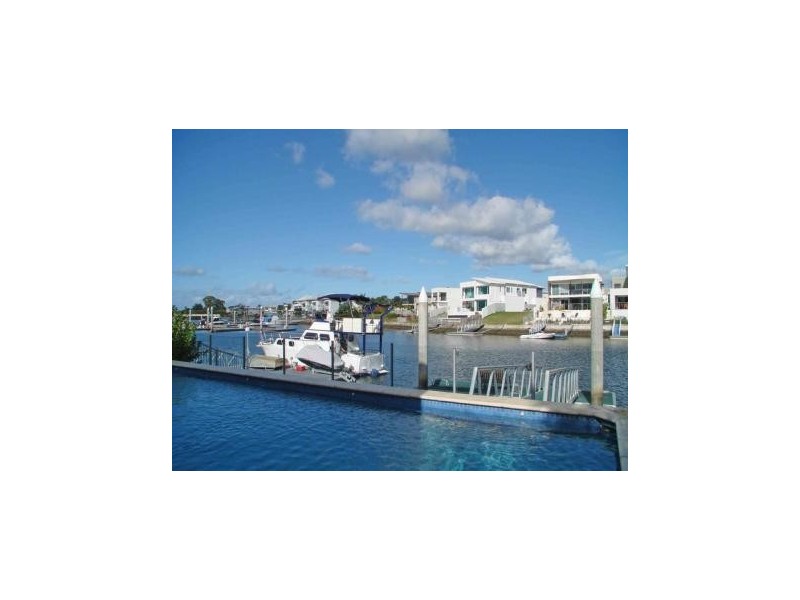 7 Coomera Court, Helensvale QLD 4212