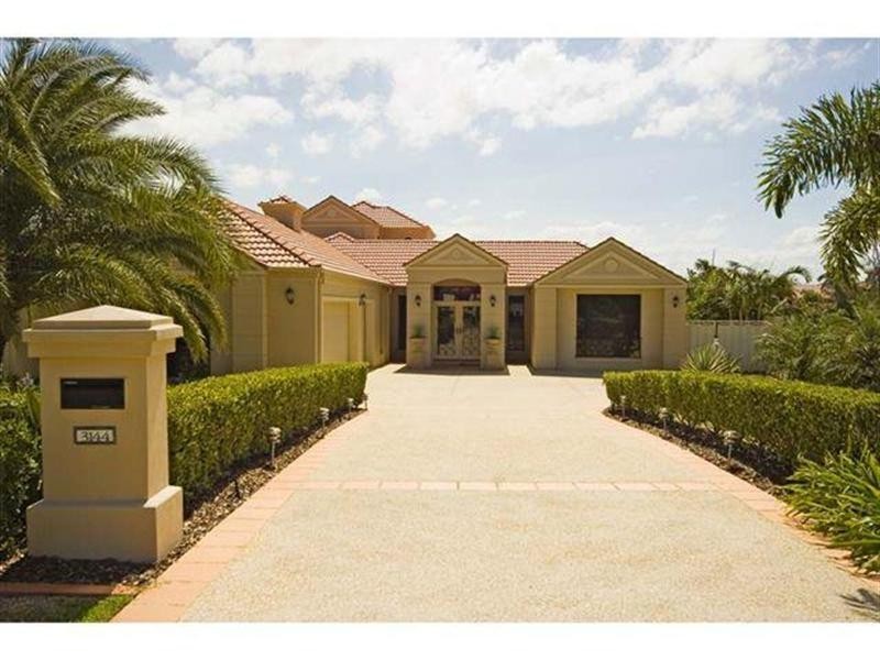 3144 Riverleigh Drive, Hope Island QLD 4212