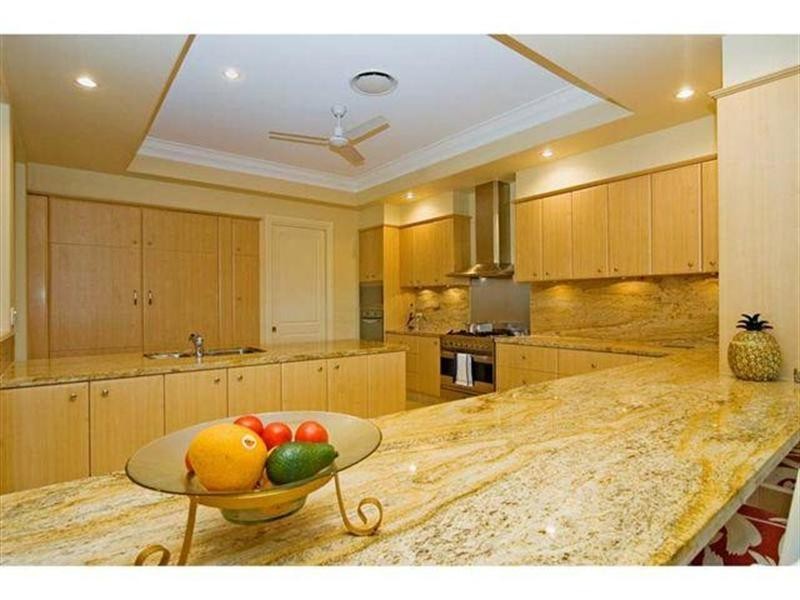 3144 Riverleigh Drive, Hope Island QLD 4212