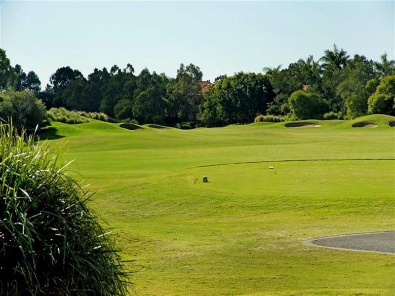 3163 Riverleigh Drive, Hope Island QLD 4212