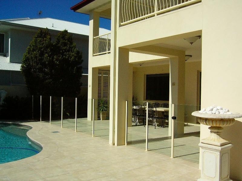 9 Pipers Point, Hope Island QLD 4212