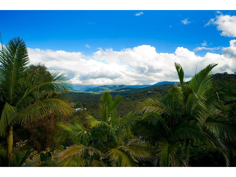 16 Grandview Terrace, Tallai QLD 4213