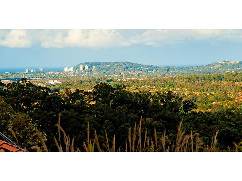 16 Grandview Terrace, Tallai QLD 4213