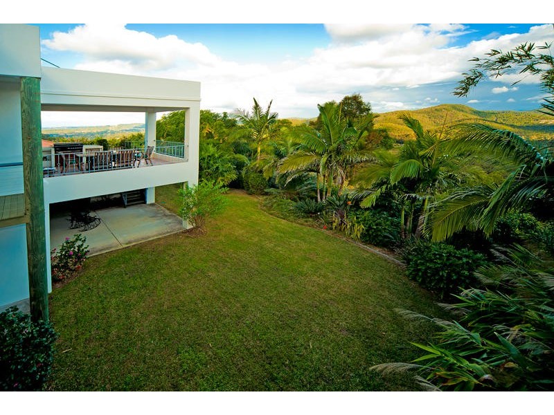 16 Grandview Terrace, Tallai QLD 4213