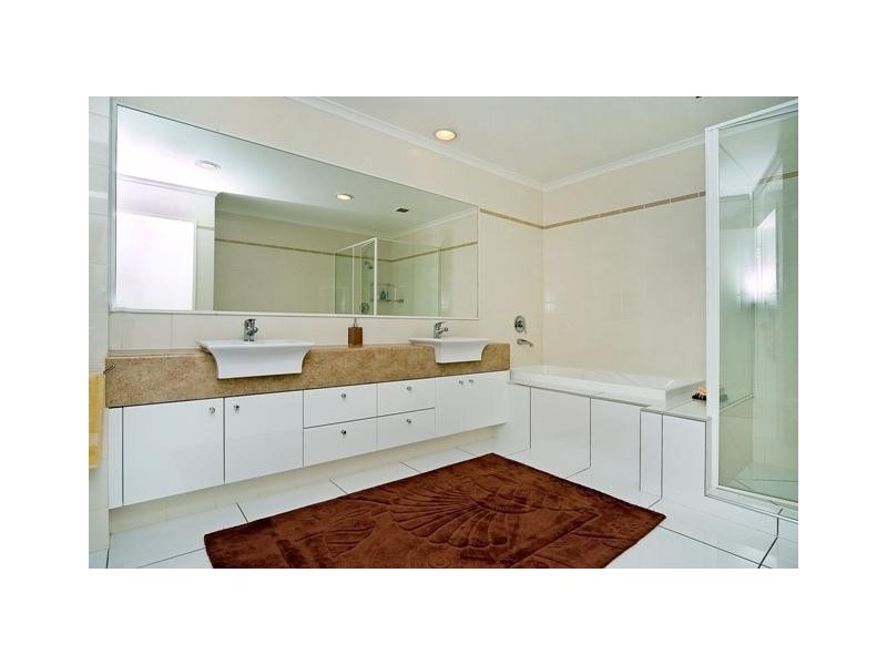 4933 The Parkway, Sanctuary Cove QLD 4212