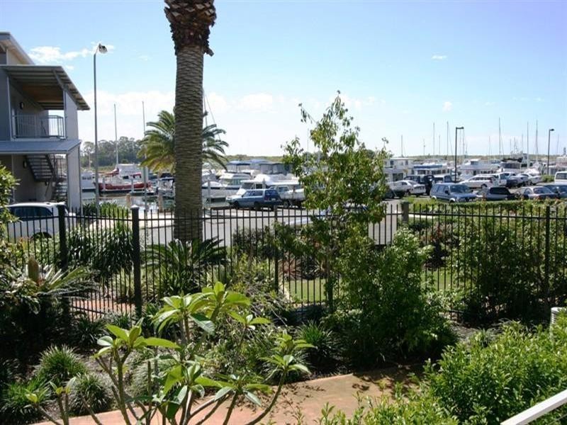 312/64 Sickle Avenue, Hope Island QLD 4212