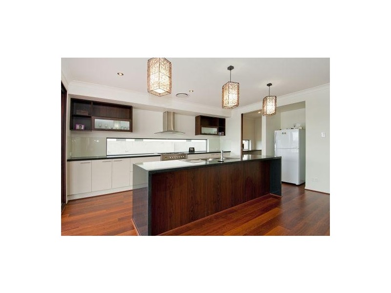 66 Palladium Boulevard, Hope Island QLD 4212