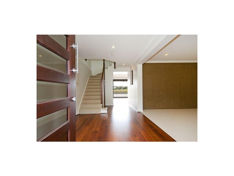 66 Palladium Boulevard, Hope Island QLD 4212