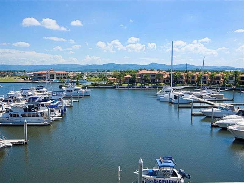 1780 Rialto Quay Drive, Hope Island QLD 4212