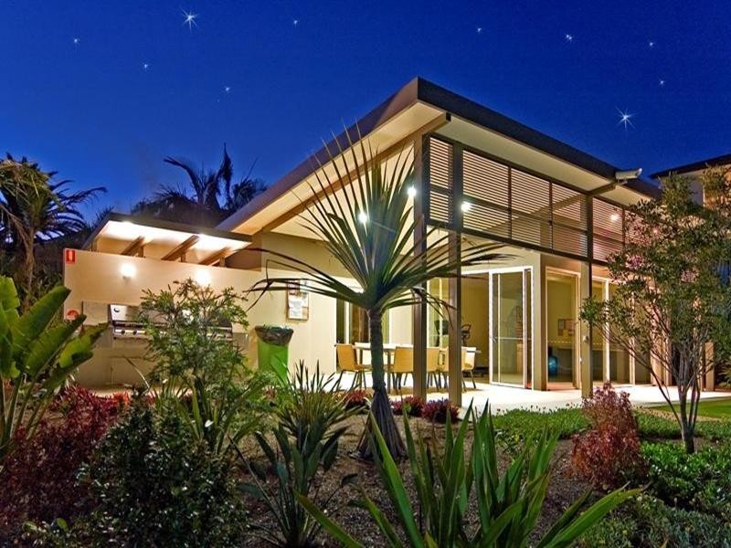 1780 Rialto Quay Drive, Hope Island QLD 4212