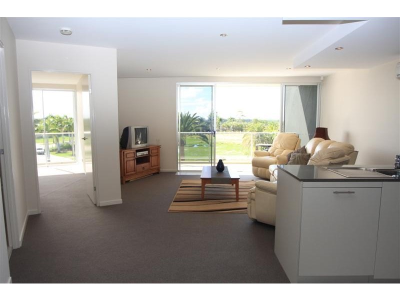 1318 Azzura Greens , 2 Activa Way, Hope Island QLD 4212