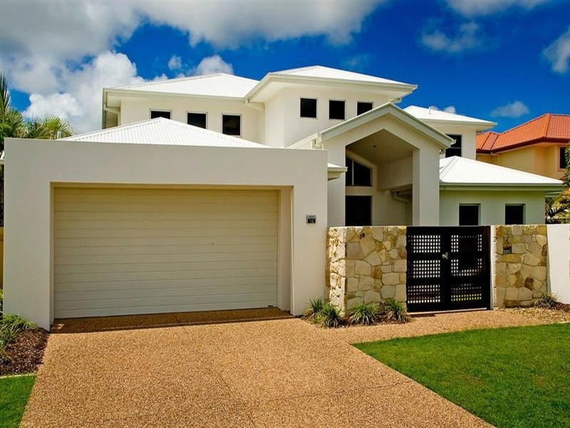 16 Eastpark Waters, Helensvale QLD 4212