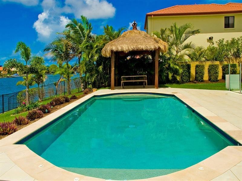 16 Eastpark Waters, Helensvale QLD 4212