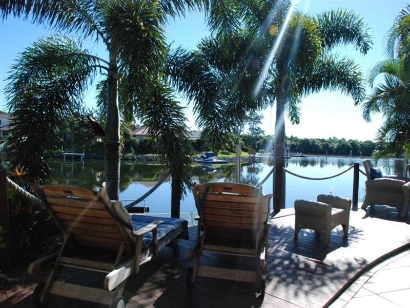 62 Monterey Keys Drive, Helensvale QLD 4212