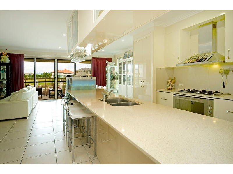 7405 Ellensbrook Drive, Hope Island QLD 4212