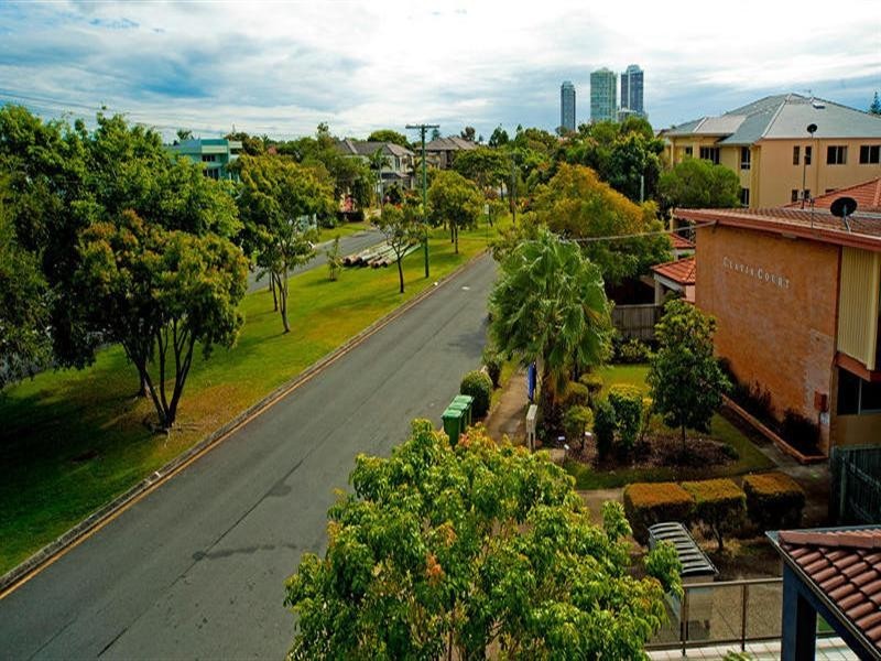 6/20 Oleander Avenue, Biggera Waters QLD 4216