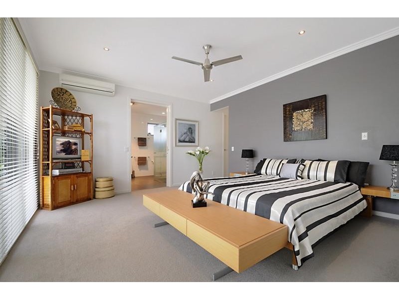 2201 Taromeo Court, Hope Island QLD 4212