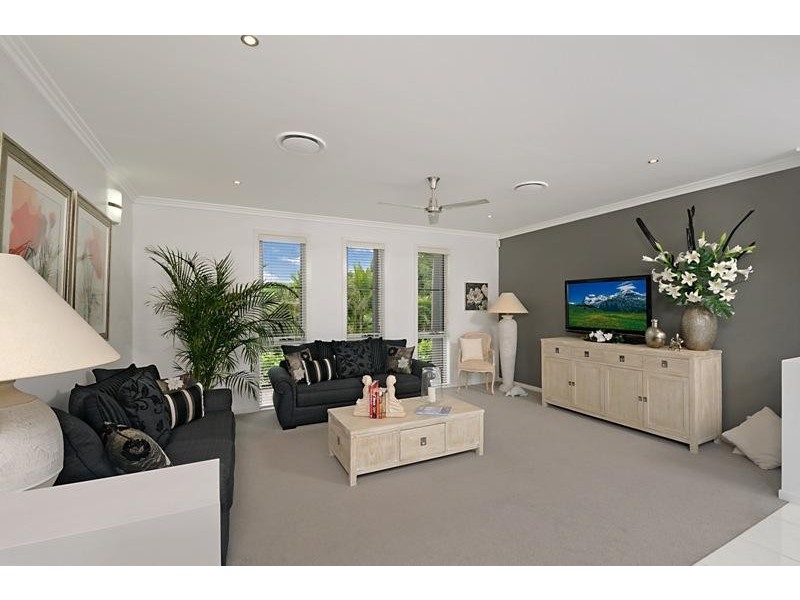 2201 Taromeo Court, Hope Island QLD 4212