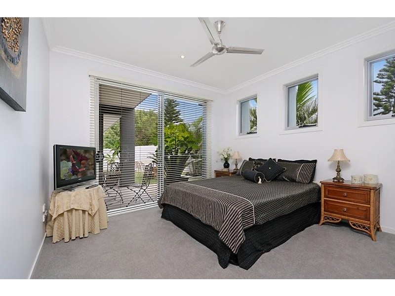 2201 Taromeo Court, Hope Island QLD 4212