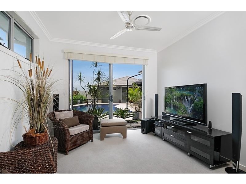 2201 Taromeo Court, Hope Island QLD 4212