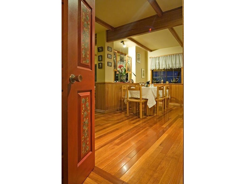 246 Macdonell Road, Eagle Heights QLD 4271