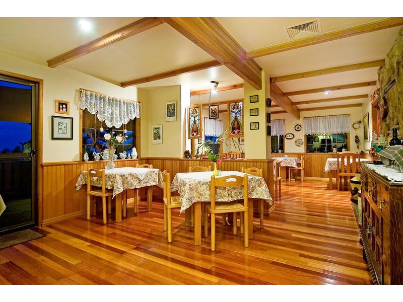 246 Macdonell Road, Eagle Heights QLD 4271