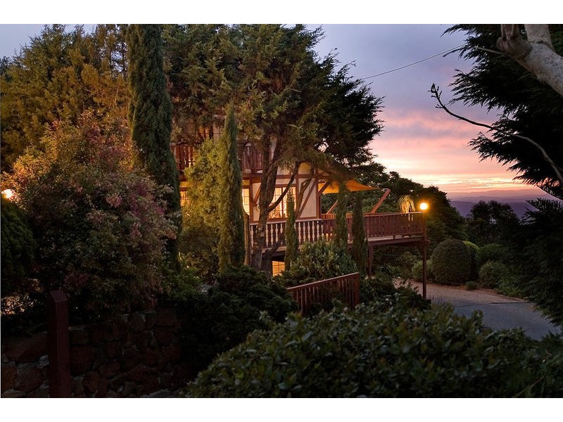 246 Macdonell Road, Eagle Heights QLD 4271