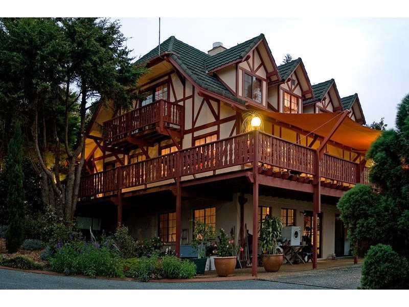 246 Macdonell Road, Eagle Heights QLD 4271