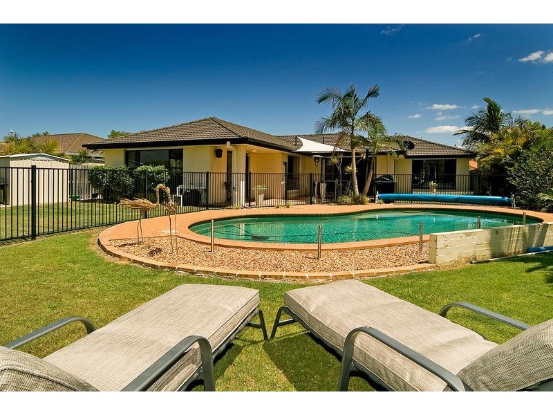 15 Audrey Avenue, Helensvale QLD 4212