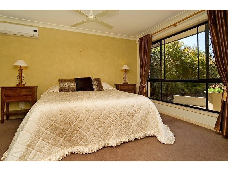 15 Audrey Avenue, Helensvale QLD 4212