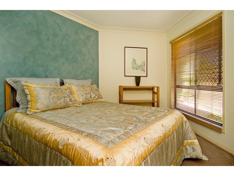 15 Audrey Avenue, Helensvale QLD 4212