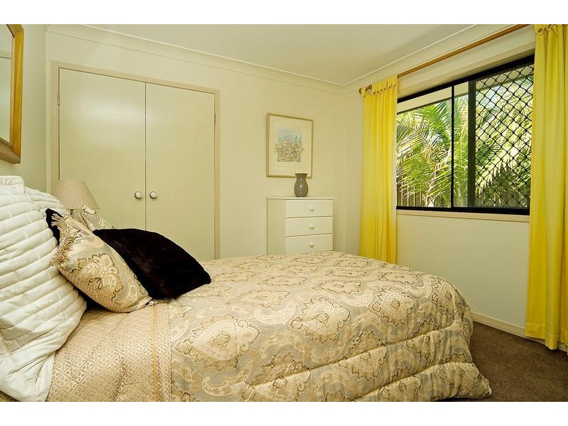 15 Audrey Avenue, Helensvale QLD 4212