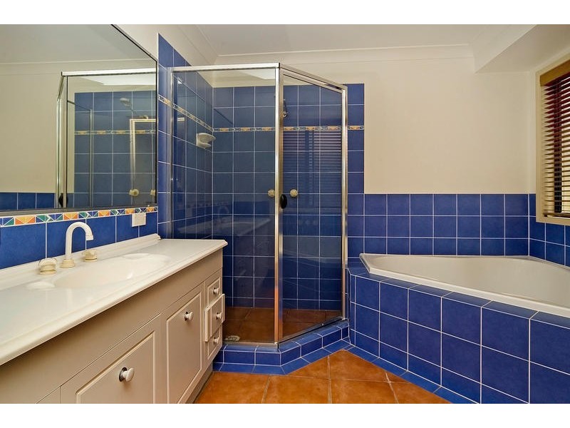 15 Audrey Avenue, Helensvale QLD 4212