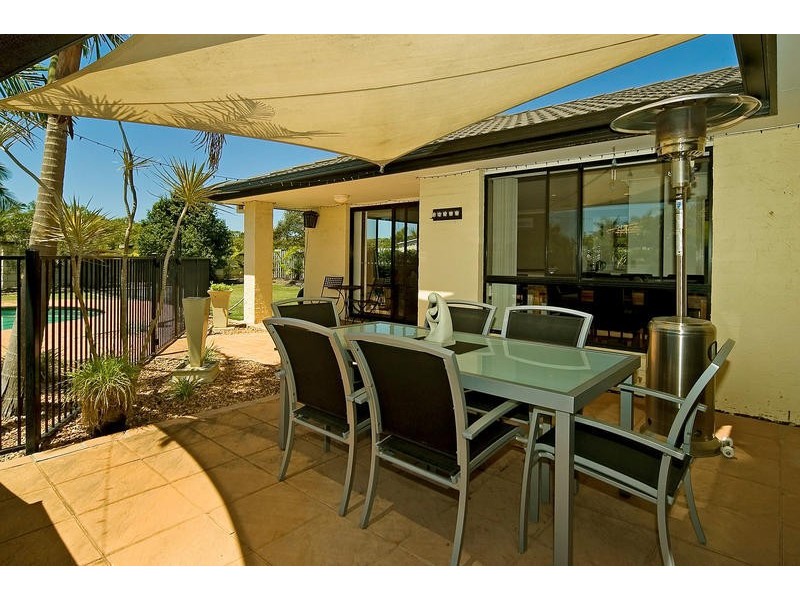 15 Audrey Avenue, Helensvale QLD 4212