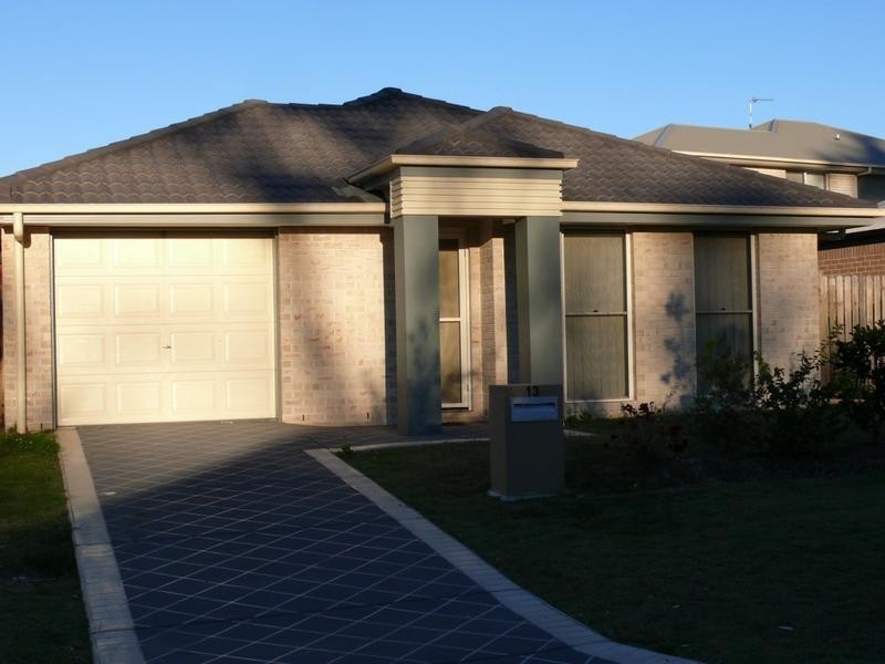 13 Leichhardt Street, Coomera QLD 4209