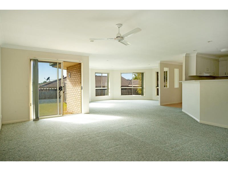 21 Langfield Crescent, Ormeau QLD 4208