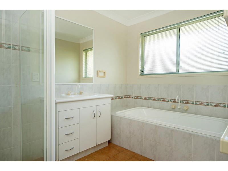 21 Langfield Crescent, Ormeau QLD 4208