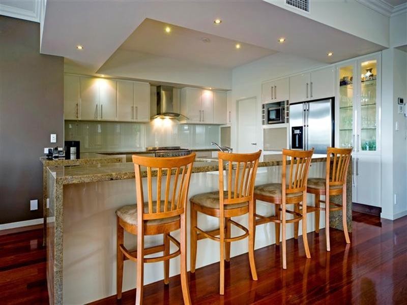 2329 Cressbrook Drive, Hope Island QLD 4212