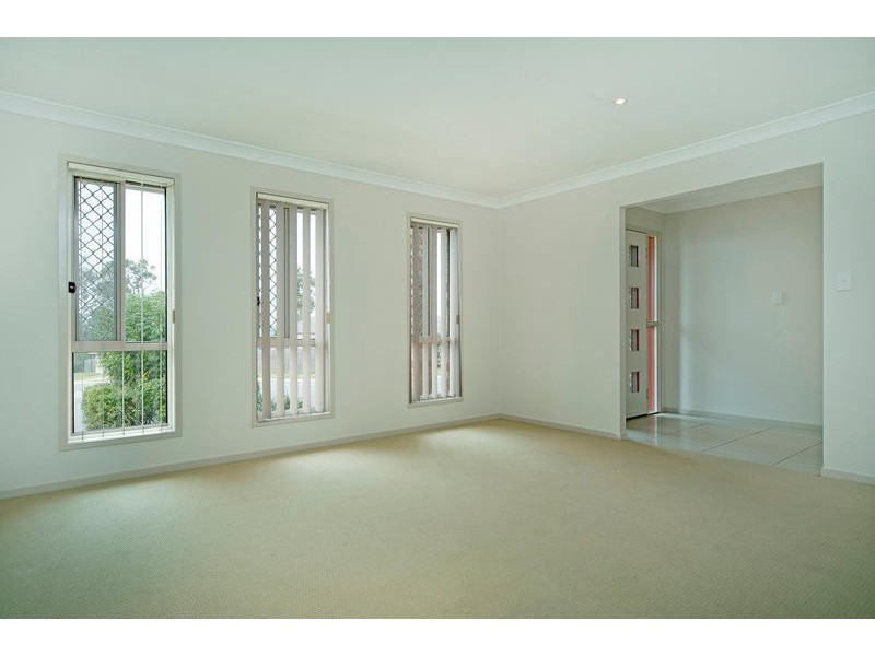 10 Southern Lights Drive, Upper Coomera QLD 4209