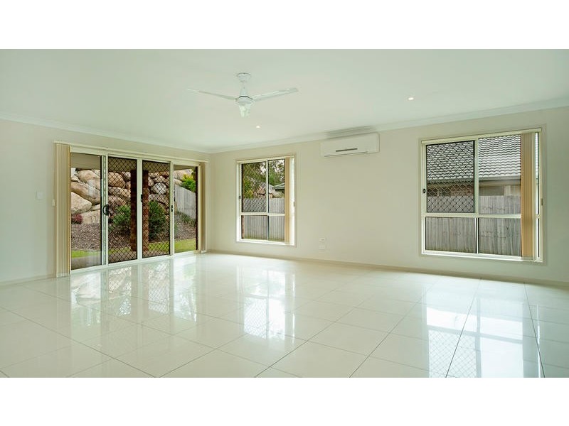 10 Southern Lights Drive, Upper Coomera QLD 4209