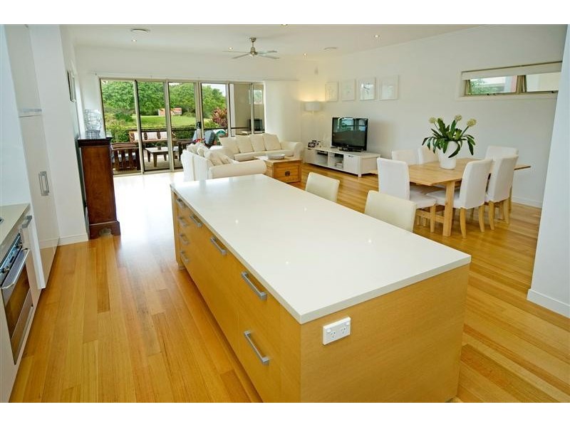 6094 Lugano Drive, Hope Island QLD 4212